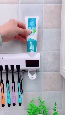Esterilizador y organizador de Cepillos de Dientes 3 en 1 con Dispensa – Nubbi
